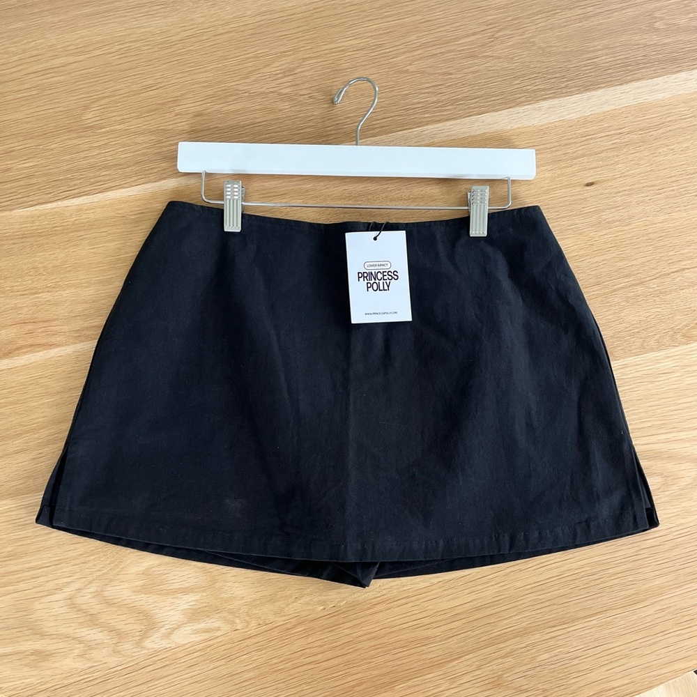 Princess Polly Gigi Black Skort